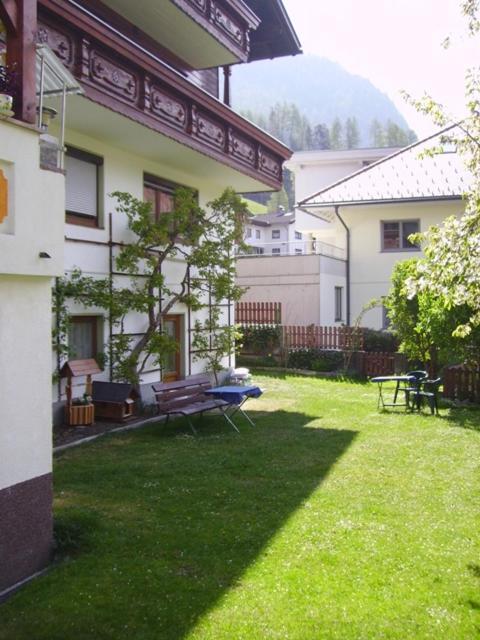 Appartement Haus Marion à Jerzens Extérieur photo