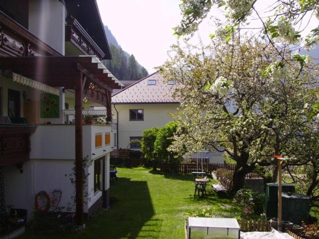 Appartement Haus Marion à Jerzens Extérieur photo